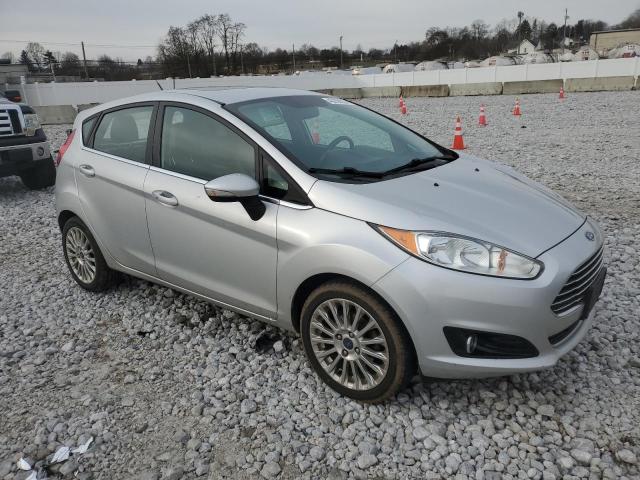 3FADP4FJ4EM240232 - 2014 FORD FIESTA TITANIUM SILVER photo 4