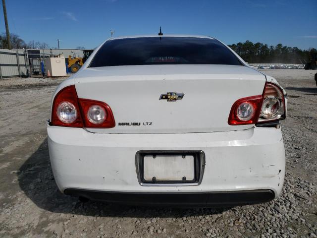 1G1ZE5EU4BF364366 - 2011 CHEVROLET MALIBU LTZ WHITE photo 6