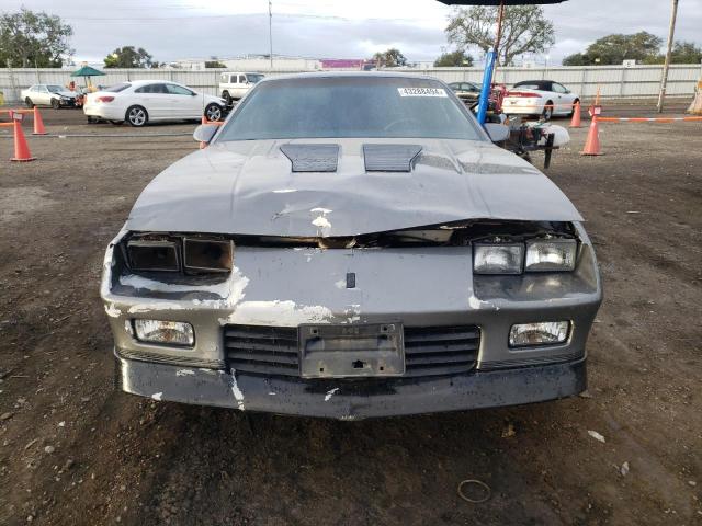 1G1FP87H6FL497264 - 1985 CHEVROLET CAMARO GRAY photo 5