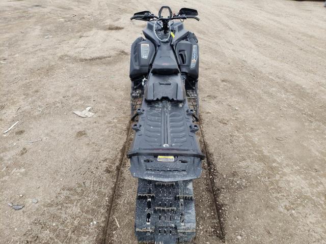 2BPSTJNA9NV000171 - 2022 SKI DOO SUMMIT X 8 BLACK photo 5