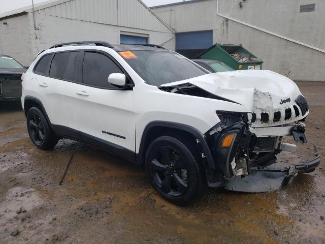 1C4PJMLB5KD321365 - 2019 JEEP CHEROKEE LATITUDE PLUS WHITE photo 4