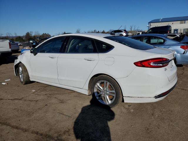 3FA6P0HD4JR228507 - 2018 FORD FUSION SE WHITE photo 2