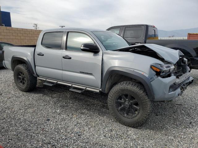 3TMAZ5CN8LM124775 - 2020 TOYOTA TACOMA DOUBLE CAB GRAY photo 4