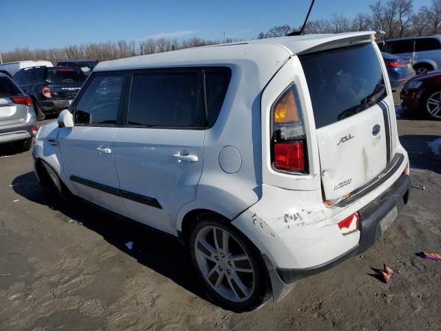 KNDJT2A23B7709183 - 2011 KIA SOUL + WHITE photo 2