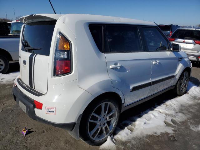 KNDJT2A23B7709183 - 2011 KIA SOUL + WHITE photo 3