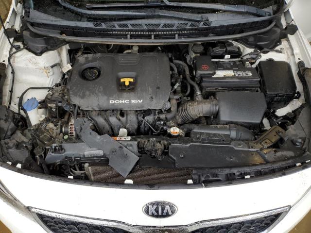 3KPFK4A74HE039930 - 2017 KIA FORTE LX WHITE photo 11