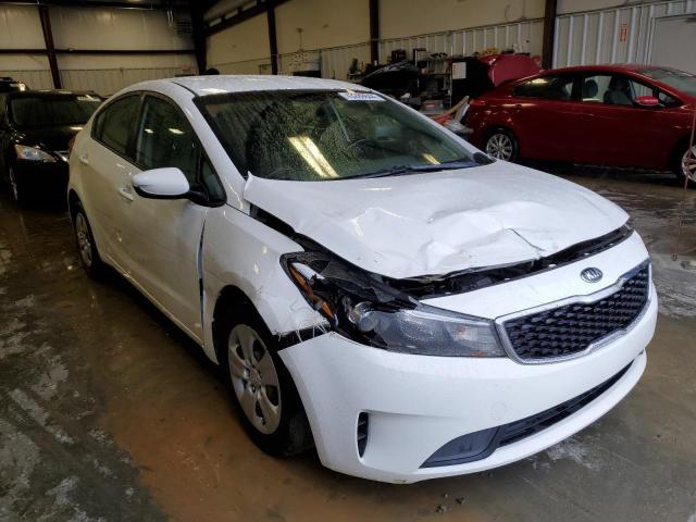 3KPFK4A74HE039930 - 2017 KIA FORTE LX WHITE photo 4