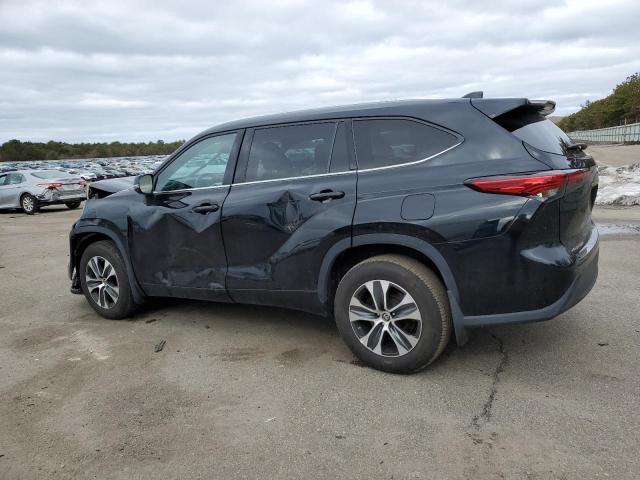 5TDGZRBHXMS559201 - 2021 TOYOTA HIGHLANDER XLE BLACK photo 2