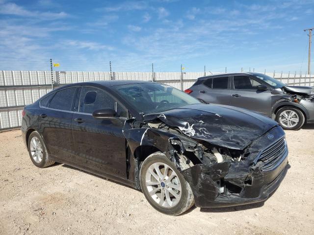 3FA6P0HD6LR150752 - 2020 FORD FUSION SE BLACK photo 4