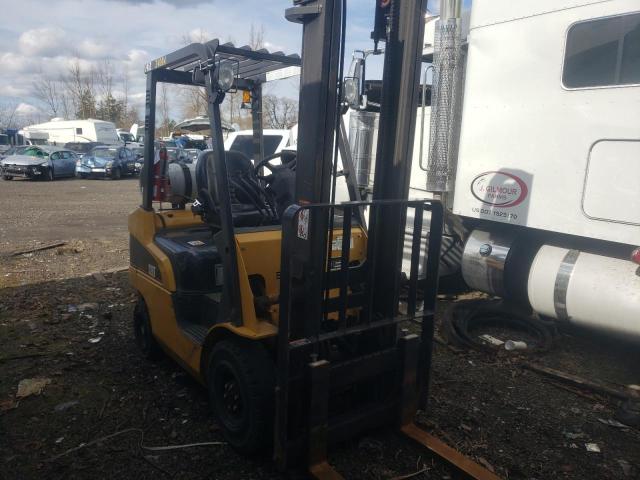 AT3450018 - 2004 CATERPILLAR FORKLIFT YELLOW photo 1