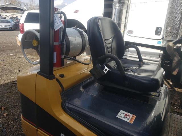 AT3450018 - 2004 CATERPILLAR FORKLIFT YELLOW photo 6