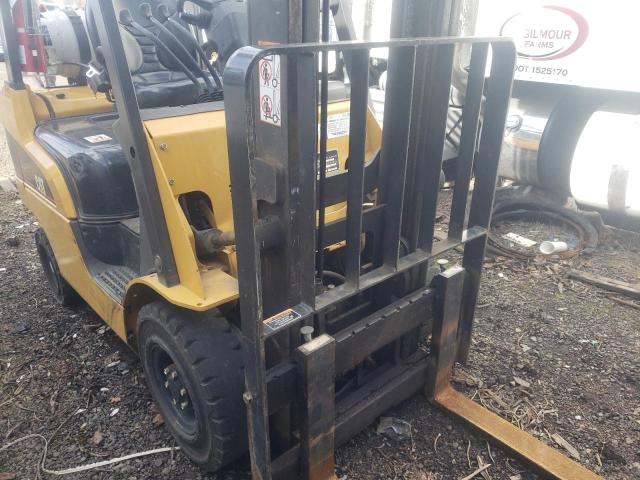 AT3450018 - 2004 CATERPILLAR FORKLIFT YELLOW photo 7