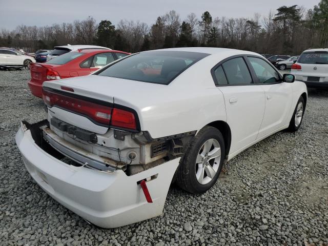 2C3CDXBG6DH610916 - 2013 DODGE CHARGER SE WHITE photo 3