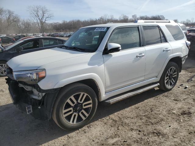 2015 TOYOTA 4RUNNER SR5, 