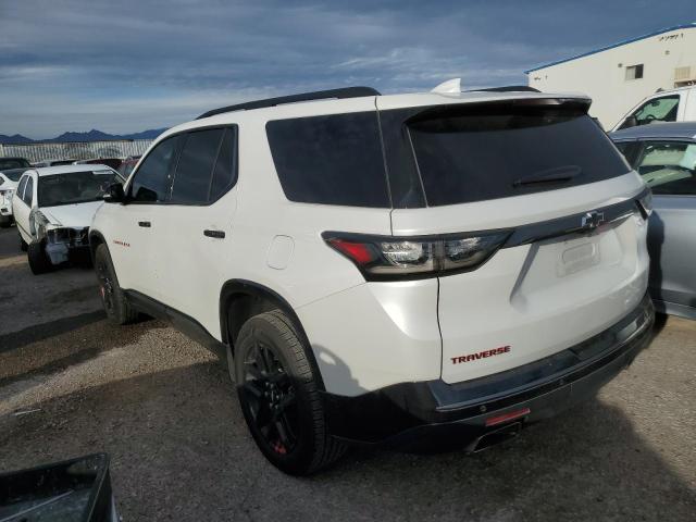 1GNERKKW0JJ273998 - 2018 CHEVROLET TRAVERSE PREMIER WHITE photo 2