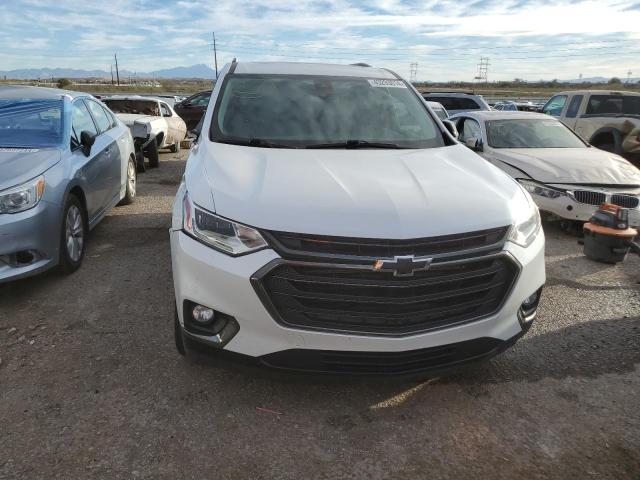 1GNERKKW0JJ273998 - 2018 CHEVROLET TRAVERSE PREMIER WHITE photo 5