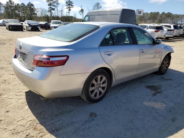 4T1BK46K28U565515 - 2008 TOYOTA CAMRY LE SILVER photo 3