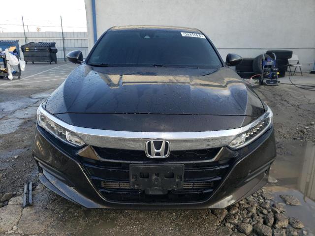 1HGCV1F19JA158631 - 2018 HONDA ACCORD LX GRAY photo 5