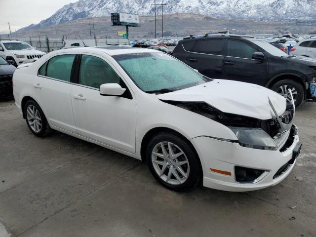 3FAHP0JA1AR268097 - 2010 FORD FUSION SEL WHITE photo 4