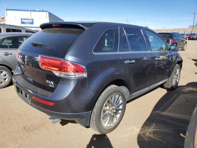 2LMDJ8JK1DBL45779 - 2013 LINCOLN MKX BLUE photo 3