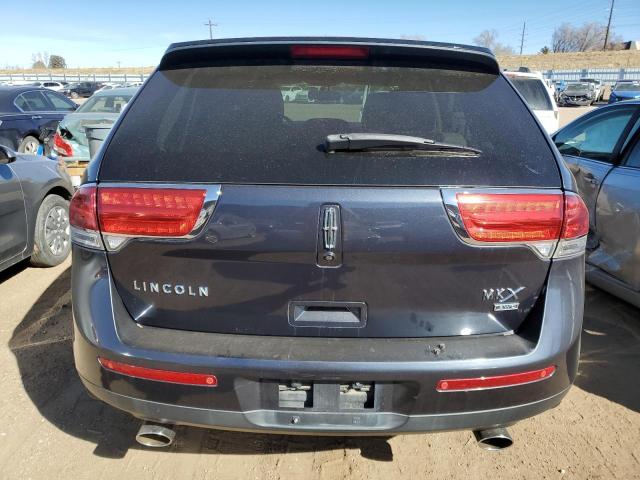 2LMDJ8JK1DBL45779 - 2013 LINCOLN MKX BLUE photo 6