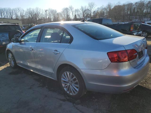 3VWLZ7AJXBM304131 - 2011 VOLKSWAGEN JETTA SEL SILVER photo 2