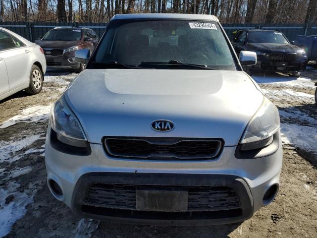 KNDJT2A57D7775264 - 2013 KIA SOUL SILVER photo 5