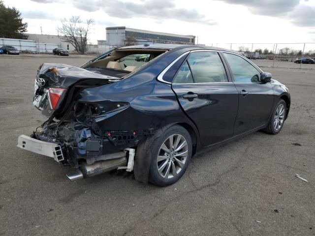 4T1BF1FKXGU551394 - 2016 TOYOTA CAMRY LE BLUE photo 3