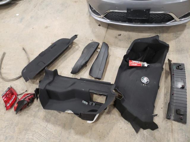 1G4ZP5SS0KU108740 - 2019 BUICK LACROSSE ESSENCE ნაცრისფერი ფოტო 12