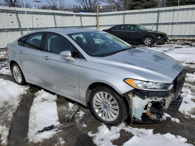 3FA6P0LUXDR166865 - 2013 FORD FUSION SE HYBRID SILVER photo 4