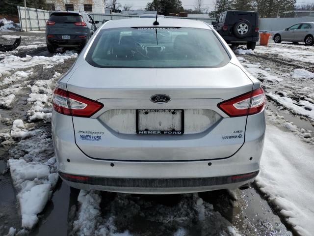 3FA6P0LUXDR166865 - 2013 FORD FUSION SE HYBRID SILVER photo 6