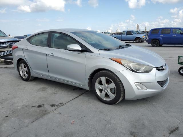 5NPDH4AE4DH333774 - 2013 HYUNDAI ELANTRA GLS SILVER photo 4