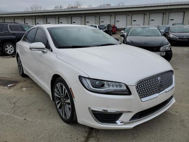 3LN6L5E92KR631580 - 2019 LINCOLN MKZ RESERVE II WHITE photo 4