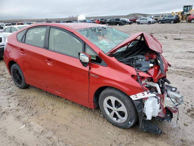 JTDKN3DU1E1800624 - 2014 TOYOTA PRIUS RED photo 4