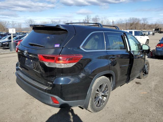 5TDBZRFH2JS833166 - 2018 TOYOTA HIGHLANDER LE BLACK photo 3