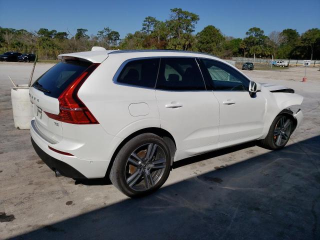 LYV102DK2KB373090 - 2019 VOLVO XC60 T5 MOMENTUM WHITE photo 3