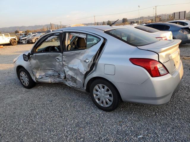 3N1CN7AP9GL816529 - 2016 NISSAN VERSA S SILVER photo 2