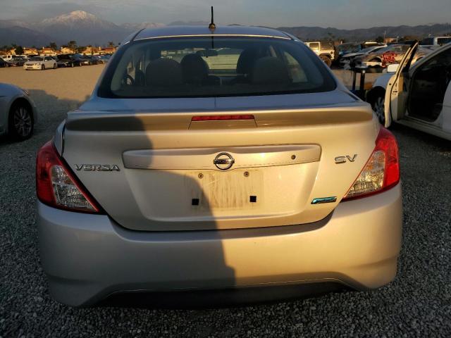 3N1CN7AP9GL816529 - 2016 NISSAN VERSA S SILVER photo 6