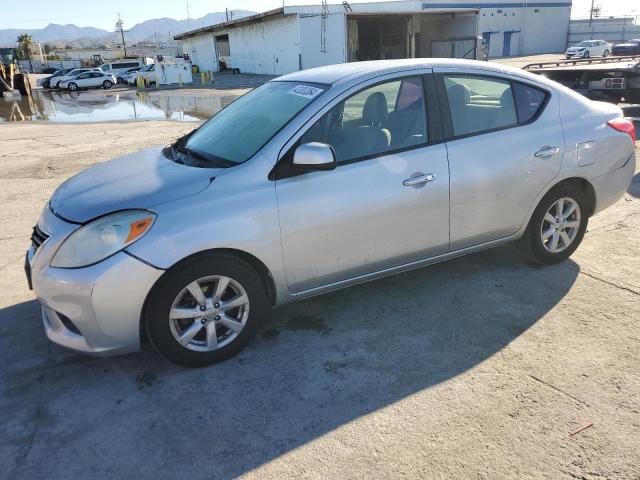 3N1CN7AP3CL811708 - 2012 NISSAN VERSA S SILVER photo 1