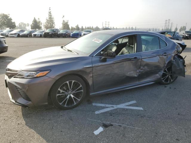 4T1G31AK6LU015221 - 2020 TOYOTA CAMRY SE GRAY photo 1