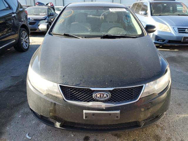 KNAFU4A25A5874187 - 2010 KIA FORTE EX BLACK photo 5