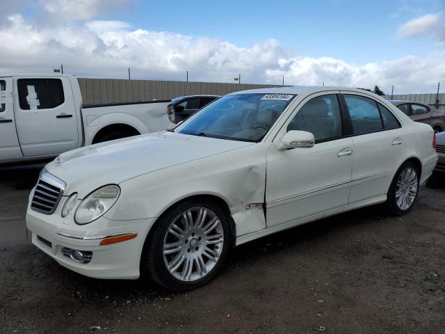 WDBUF87X88B321672 - 2008 MERCEDES-BENZ E 350 4MATIC WHITE photo 1