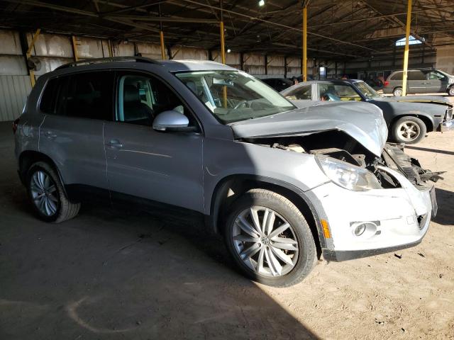 WVGBV7AX8BW545292 - 2011 VOLKSWAGEN TIGUAN S SILVER photo 4