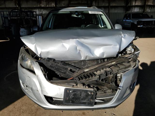 WVGBV7AX8BW545292 - 2011 VOLKSWAGEN TIGUAN S SILVER photo 5