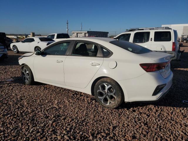 3KPF24AD3KE134119 - 2019 KIA FORTE FE WHITE photo 2