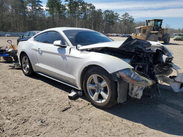 1FA6P8TH8K5152447 - 2019 FORD MUSTANG WHITE photo 4