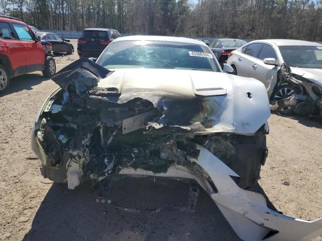 1FA6P8TH8K5152447 - 2019 FORD MUSTANG WHITE photo 5