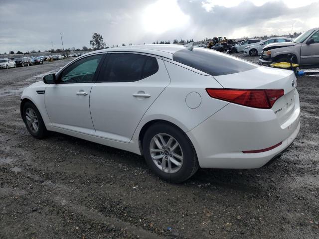 KNAGM4A77B5152253 - 2011 KIA OPTIMA LX WHITE photo 2