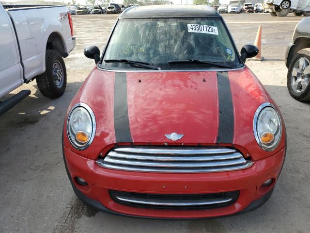 WMWZF3C59BT188739 - 2011 MINI COOPER CLUBMAN RED photo 5