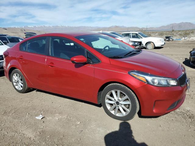 3KPFL4A7XHE059001 - 2017 KIA FORTE LX RED photo 4